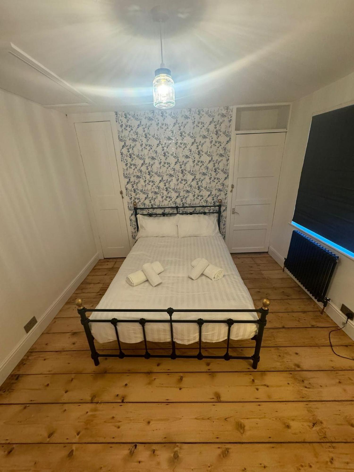 Mill Hill Guest House 考斯 外观 照片